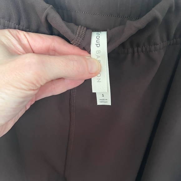 Aritzia pants brown joggers - Picture 3 of 3